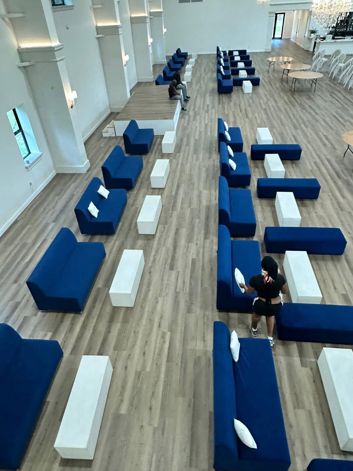 Velvet lounge furniture rental in Tampa FL for corporate events, weddings, VIP lounges and private parties